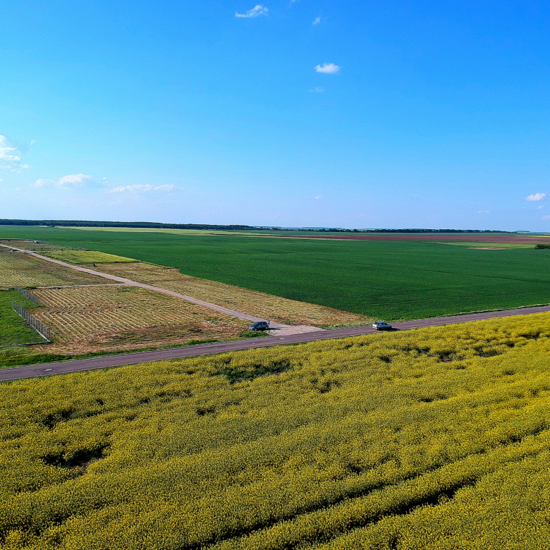 Teren intravilan cu PUZ. Comunitate-Liniste. Zona superba langa Frumusani.